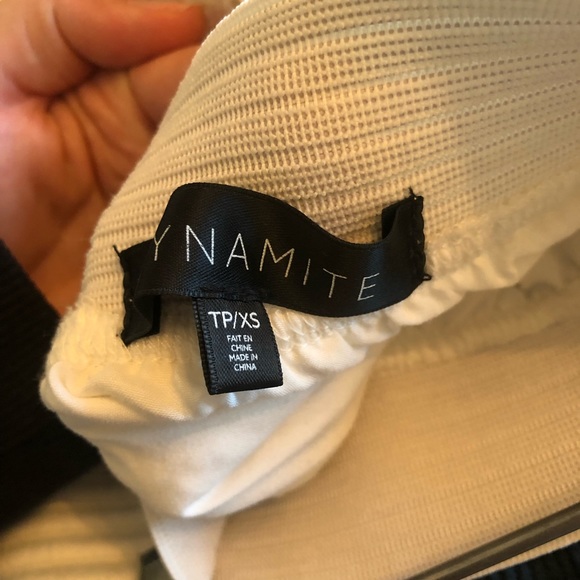 White Lace Dynamite Skirt XS - Picture 6 of 8